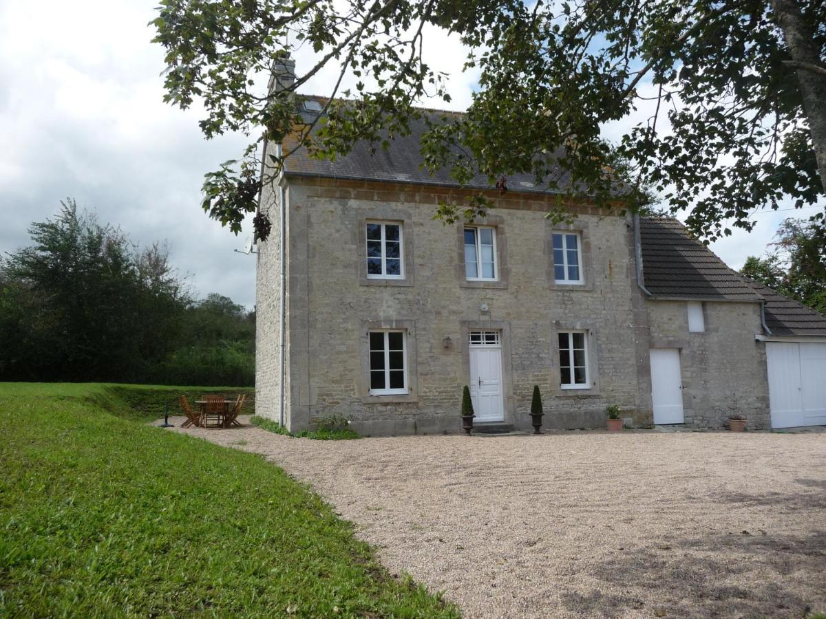 L'Ancien Presbytere De Sebeville Exterior foto